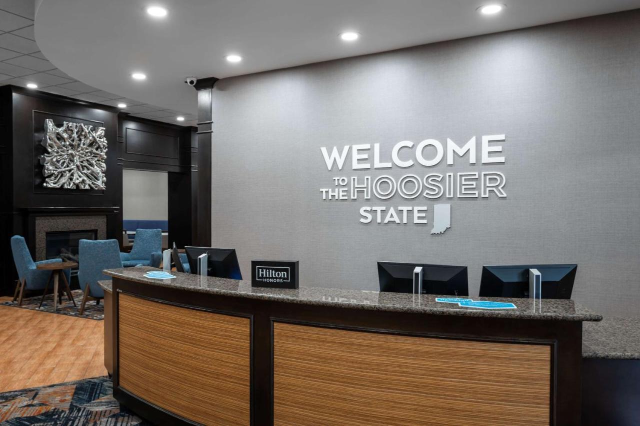 Hampton Inn Evansville Airport Esterno foto
