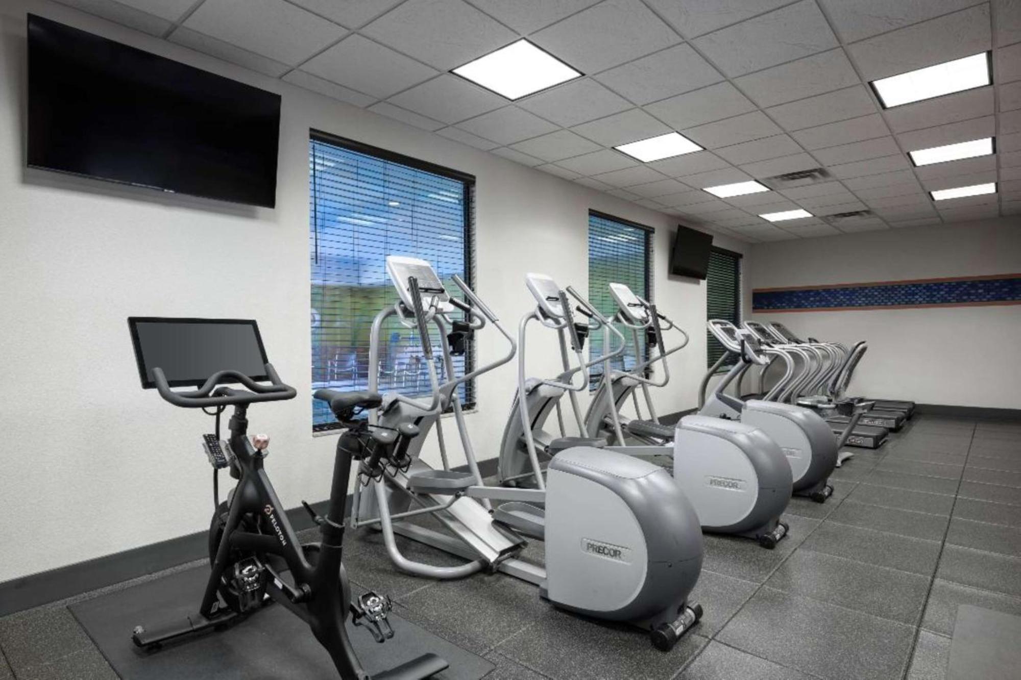 Hampton Inn Evansville Airport Esterno foto